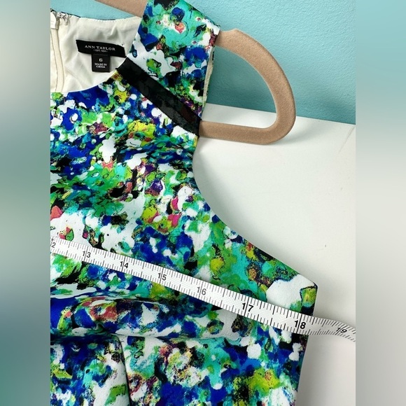 Ann Taylor women’s green flower dress, size 6, excellent new like condition - Picture 12 of 14